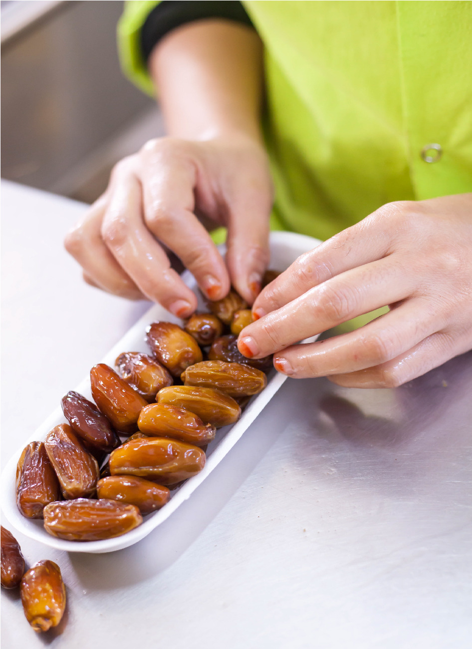 TUNISIAN DATES
