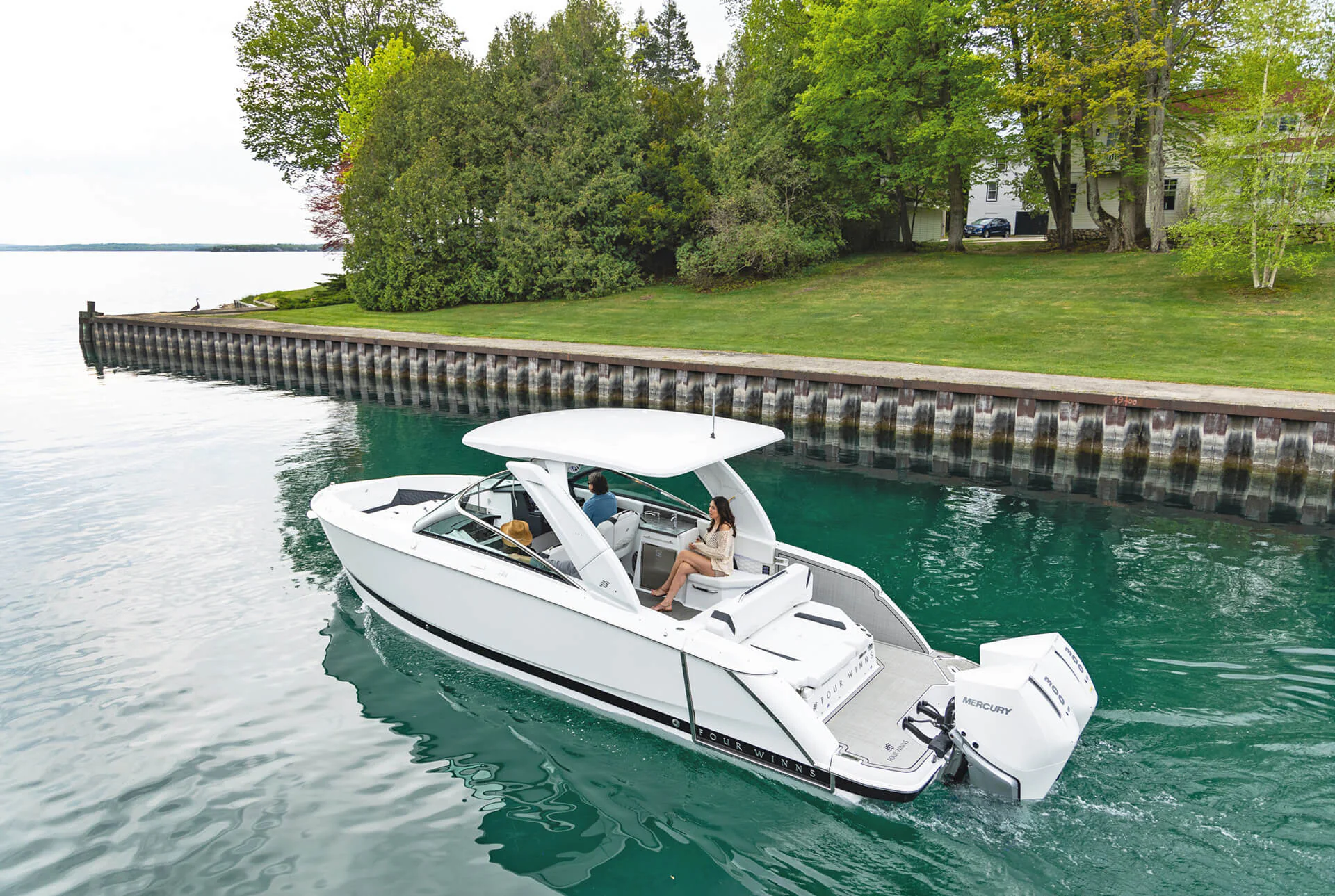 H9 Outboard Redefines Luxury Boating with Style, Space, and Smart Design