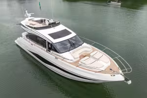 Princess S65: A Sportbridge Yacht Built for Big Weekends and Effortless Glamour