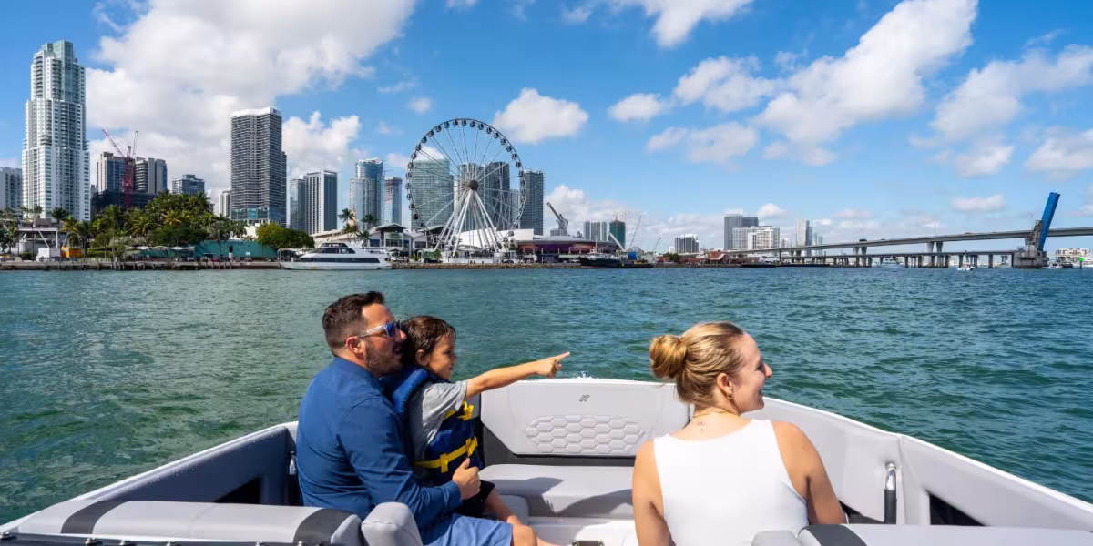 Four Winns H9 Outboard