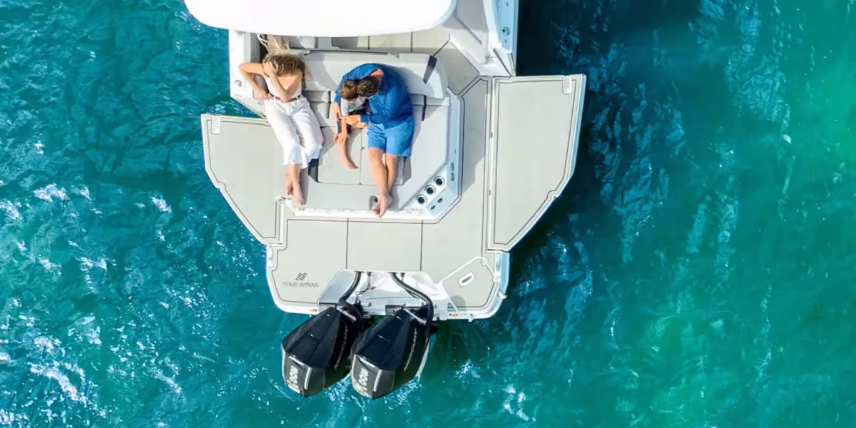 Four Winns H9 Outboard